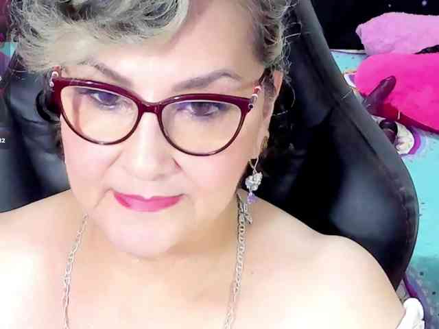 cataleya-mom webcam
