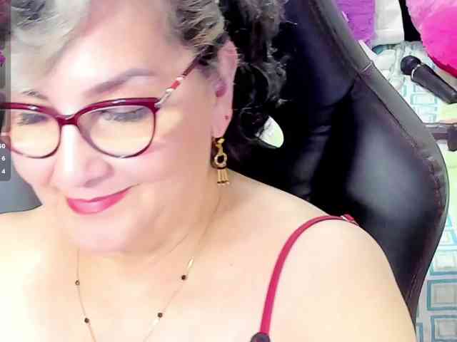cataleya-mom webcam