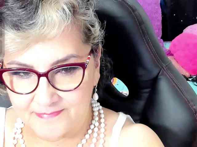 cataleya-mom webcam