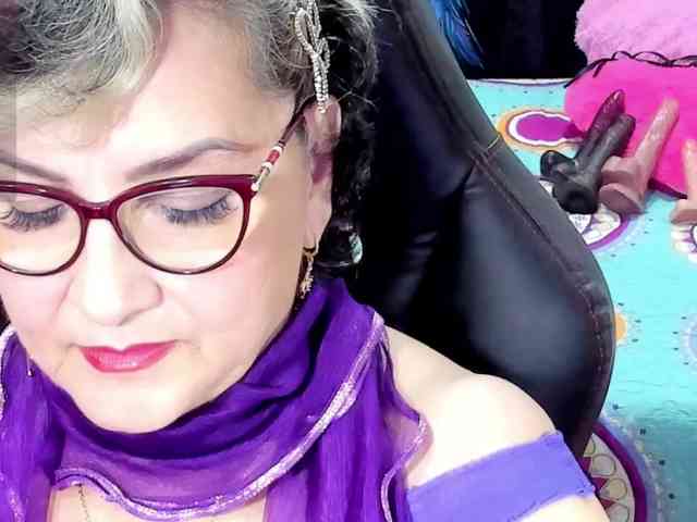 cataleya-mom webcam