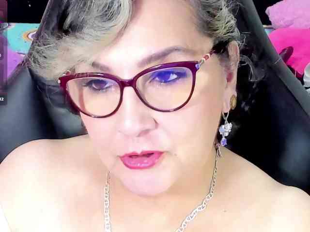 cataleya-mom webcam