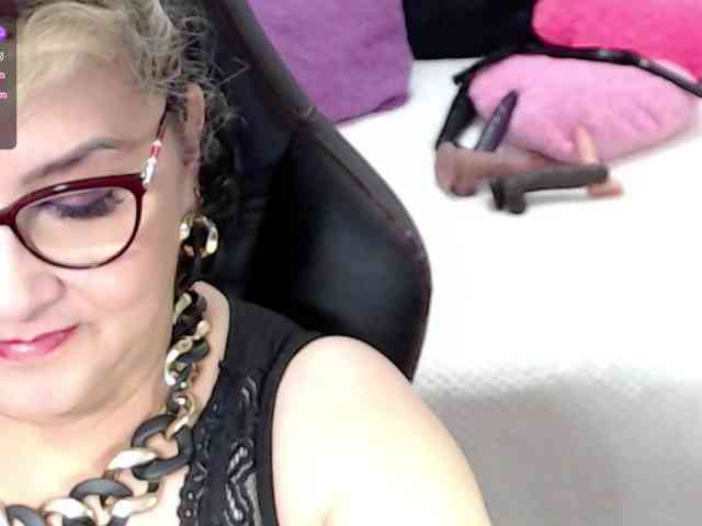 cataleya-mom webcam