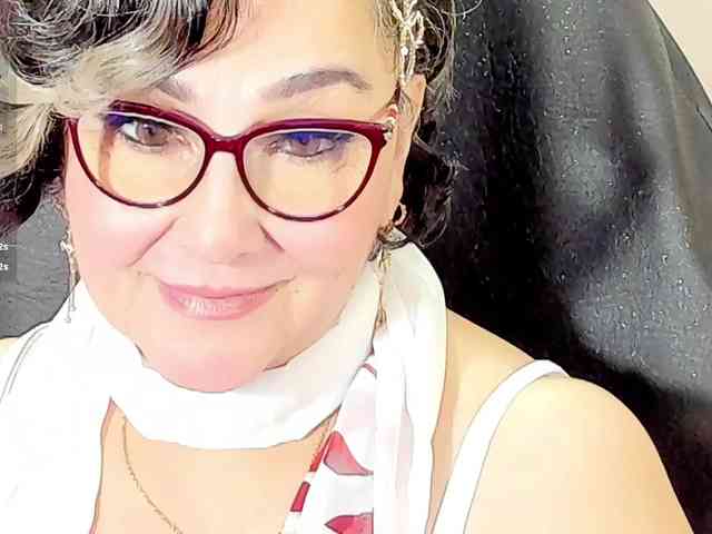 cataleya-mom Live Webcam on BongaCams