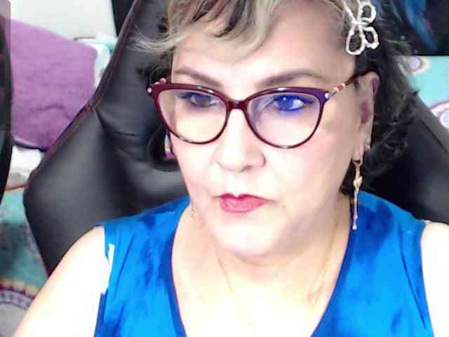 cataleya-mom webcam