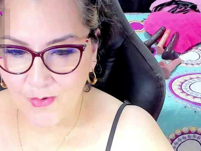 cataleya-mom webcam
