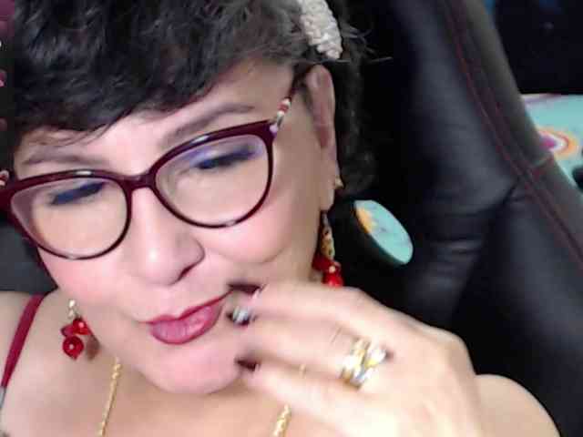 cataleya-mom webcam