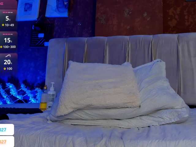 -Giia's BongaCams show and profile