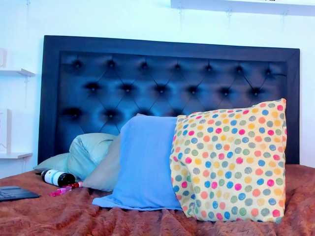 Spicy-shanty's BongaCams show and profile