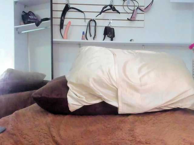 Spicy-shanty's BongaCams show and profile