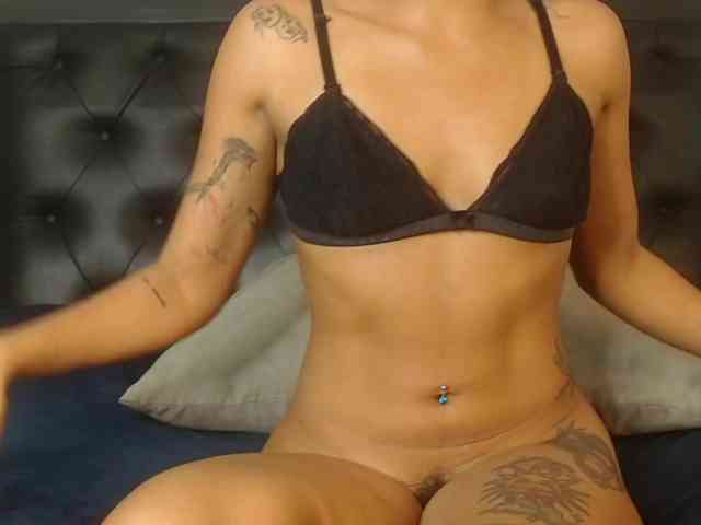 Spicy-jonhson webcam