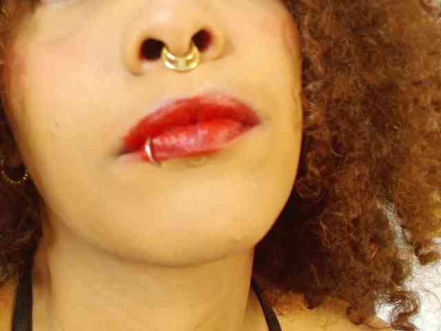 Spicy-shanty Live Webcam on BongaCams
