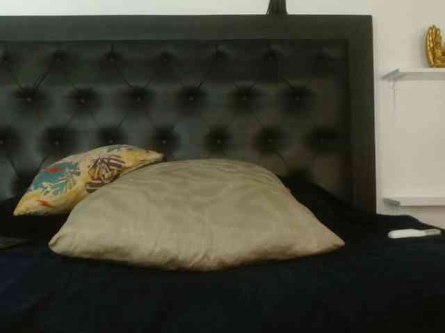 Spicy-jonhson webcam