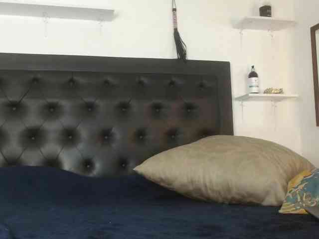 Spicy-jonhson webcam