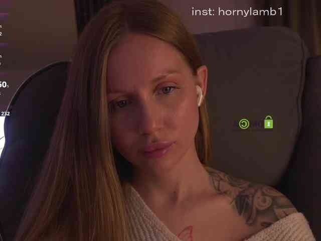 horny_lamb webcam