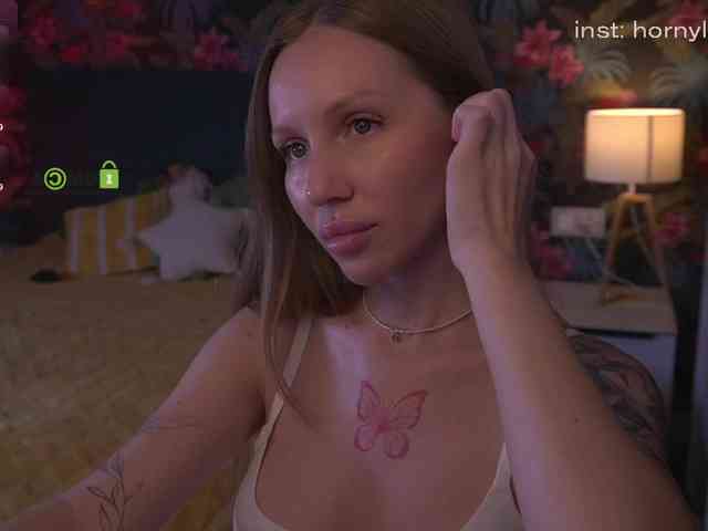 horny_lamb webcam