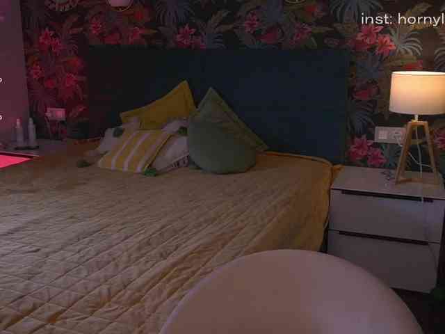 horny_lamb webcam