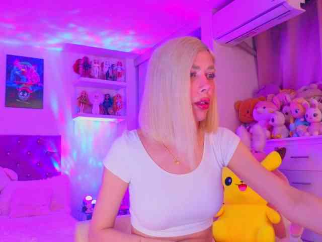 Barbiepinkdreams Live Webcam on BongaCams