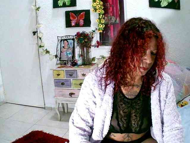 AxxyMilf