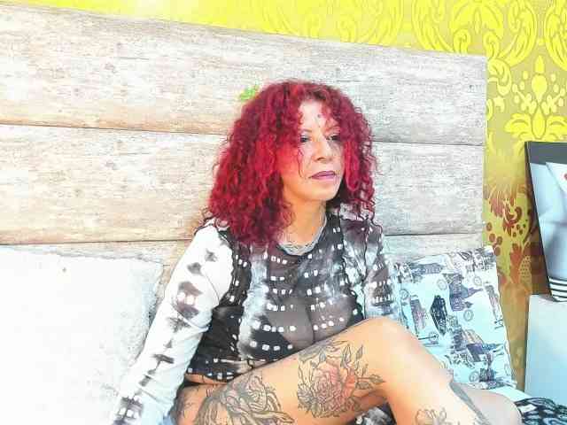 AxxyMilf
