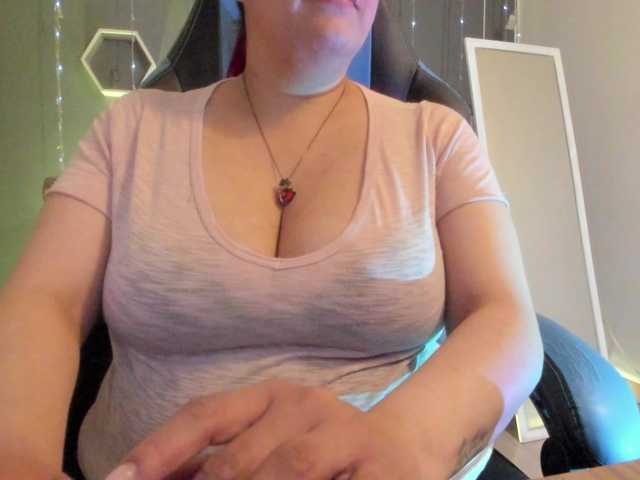 Discover Sammy-owens from BongaCams