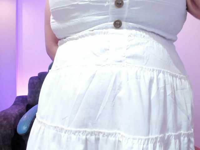 Sammy-owens's BongaCams show and profile