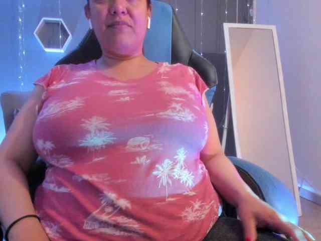 Sammy-owens webcam