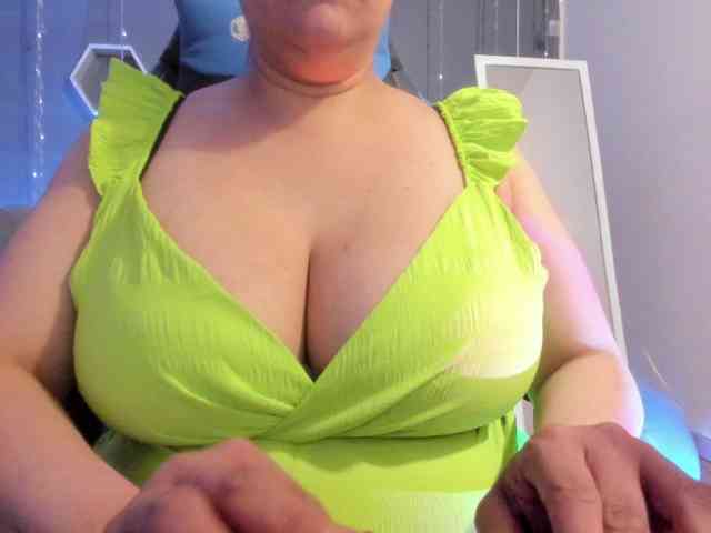 Sammy-owens webcam