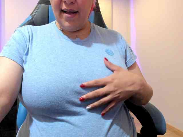 Sammy-owens webcam