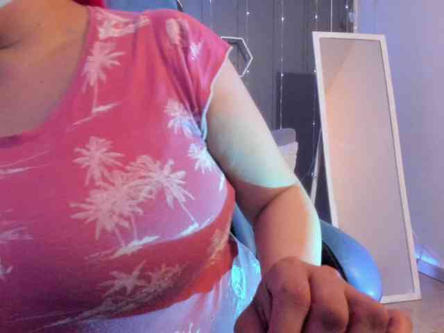 Sammy-owens webcam