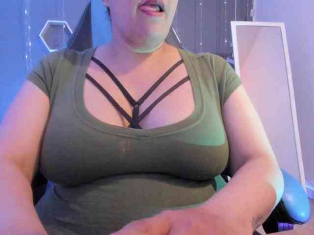 Sammy-owens webcam