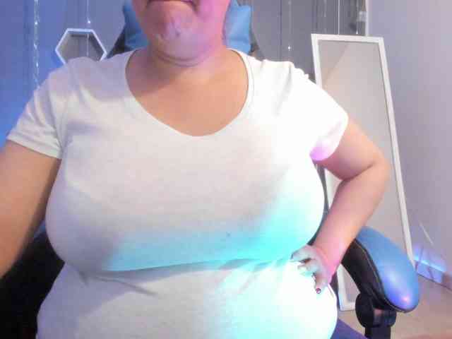 Sammy-owens webcam