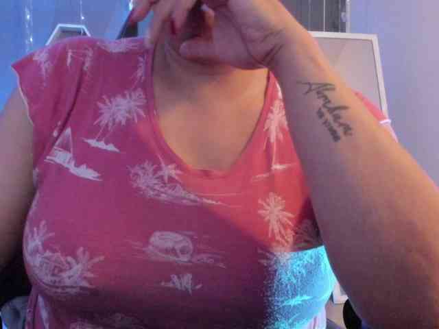 Sammy-owens webcam