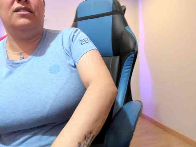 Sammy-owens webcam