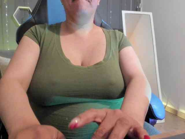 Sammy-owens webcam