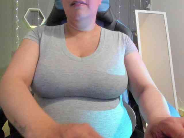 Sammy-owens webcam