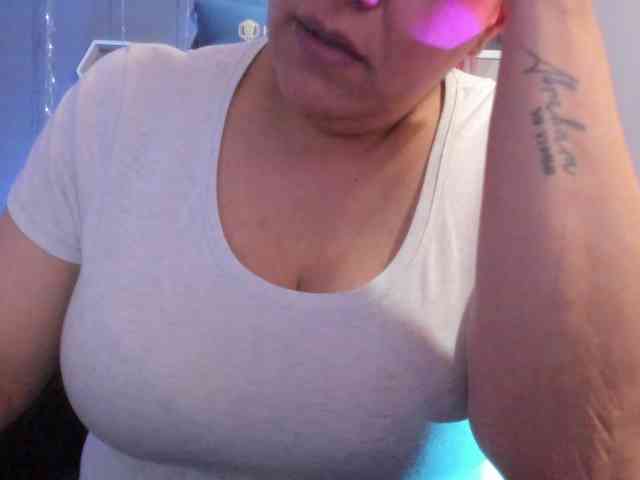 Sammy-owens webcam