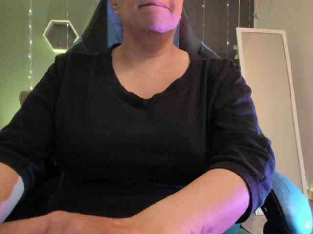 Sammy-owens webcam