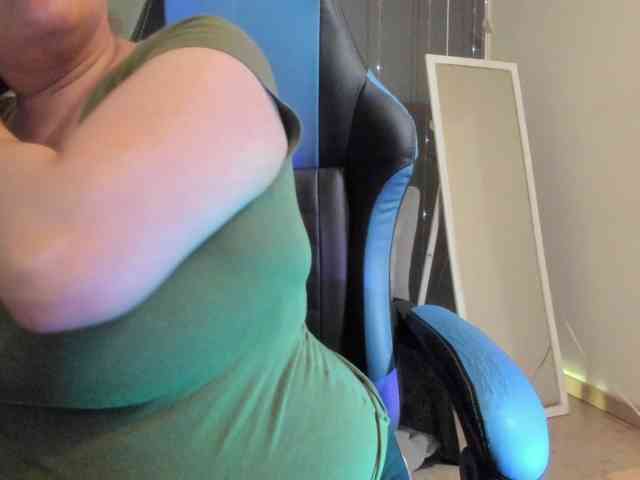 Sammy-owens webcam