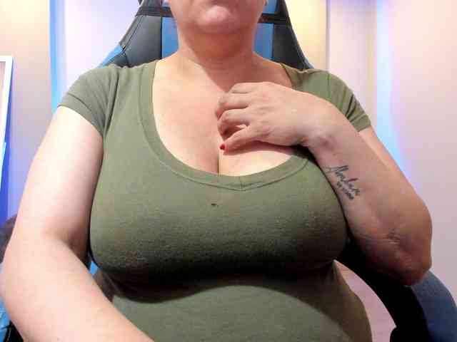 Sammy-owens webcam