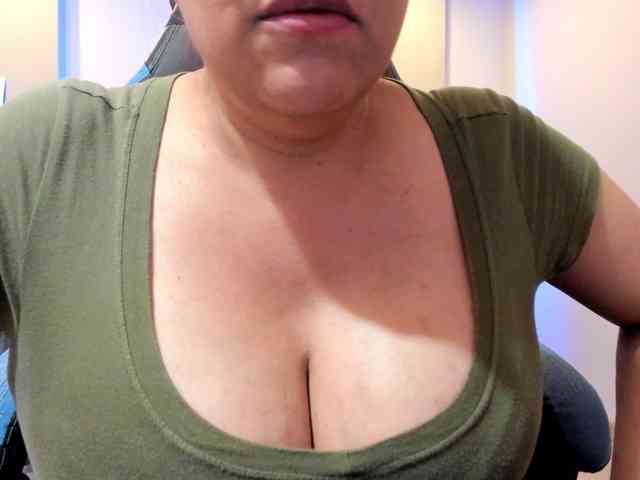 Sammy-owens webcam