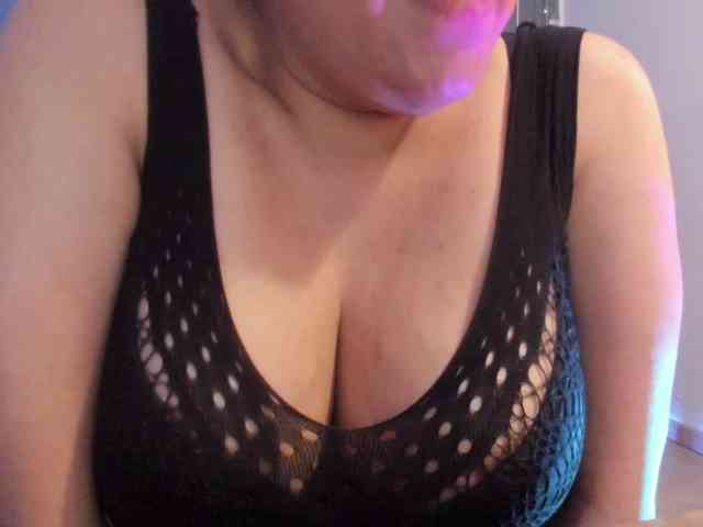Sammy-owens webcam