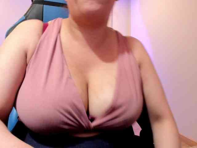 Sammy-owens webcam