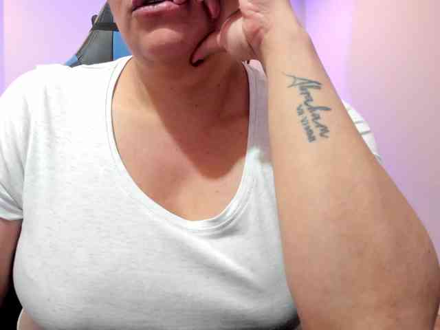Sammy-owens webcam