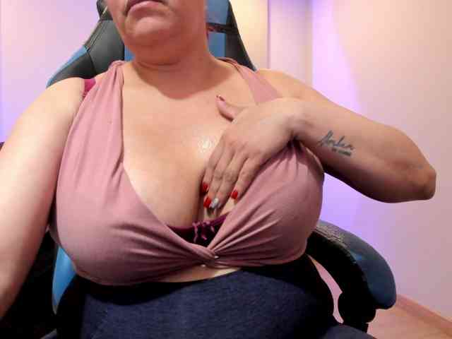Sammy-owens webcam