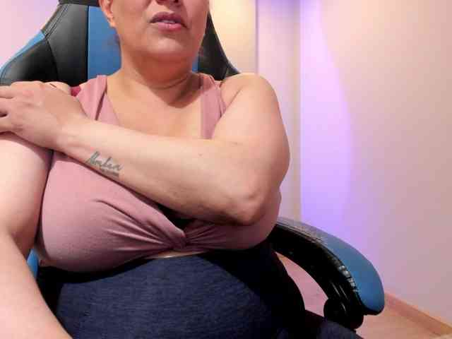 Sammy-owens webcam