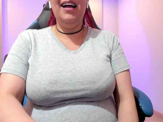 Sammy-owens webcam