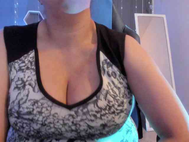Sammy-owens webcam
