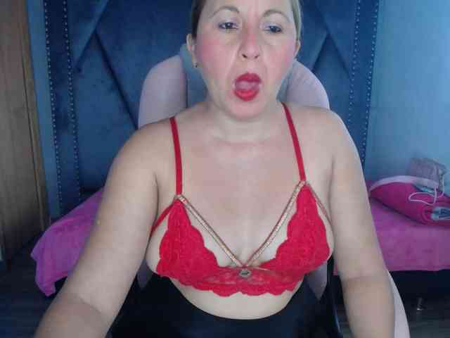 meganmilf2 webcam