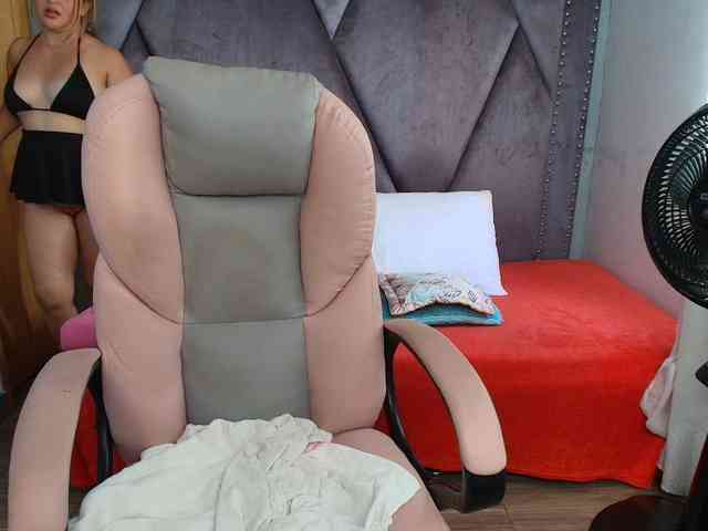 meganmilf2 webcam