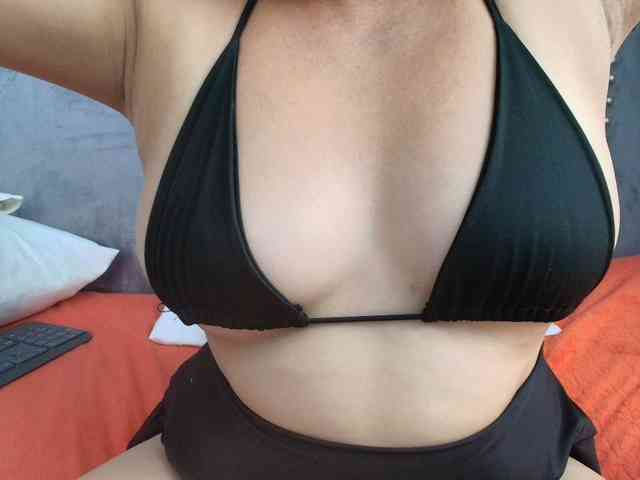 meganmilf2 Live Webcam on BongaCams